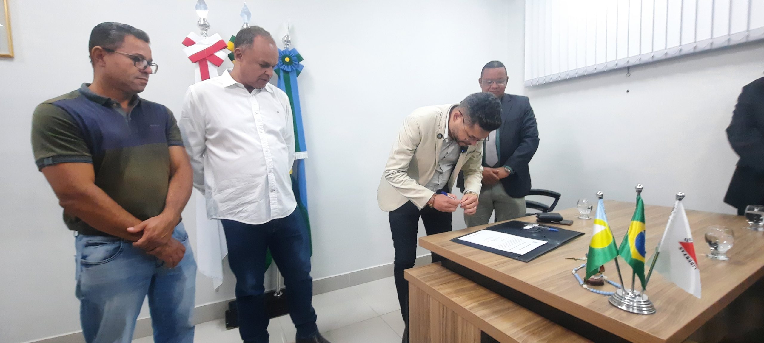 Vereador Stalin Cordeiro é reconduzido ao cargo na Câmara Municipal de Montes Claros