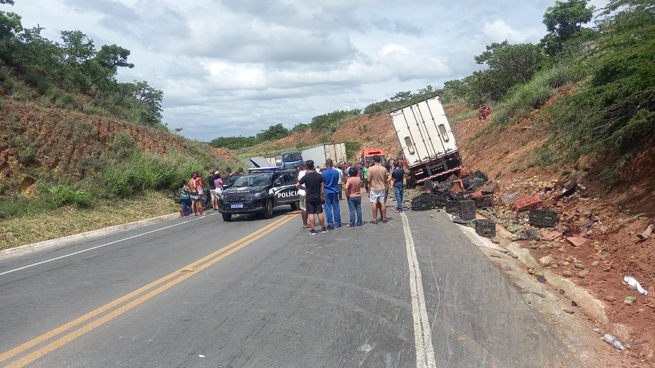 BR 251: Acidente na serra de Francisco Sá neste domingo (11/02)