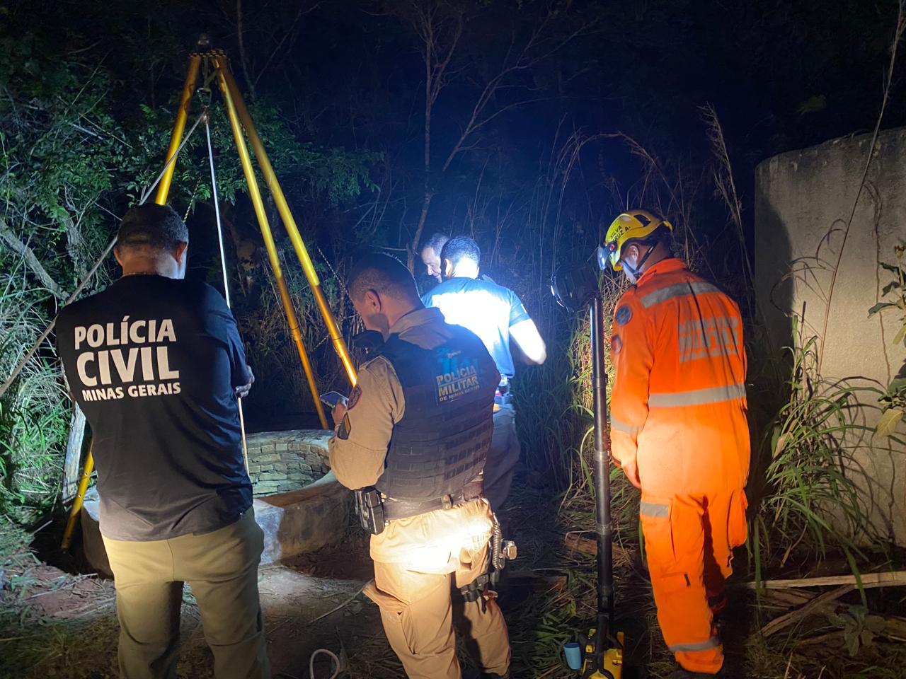 Salinas: Bombeiros do 9º Pelotão resgatam corpo de vítima em cisterna