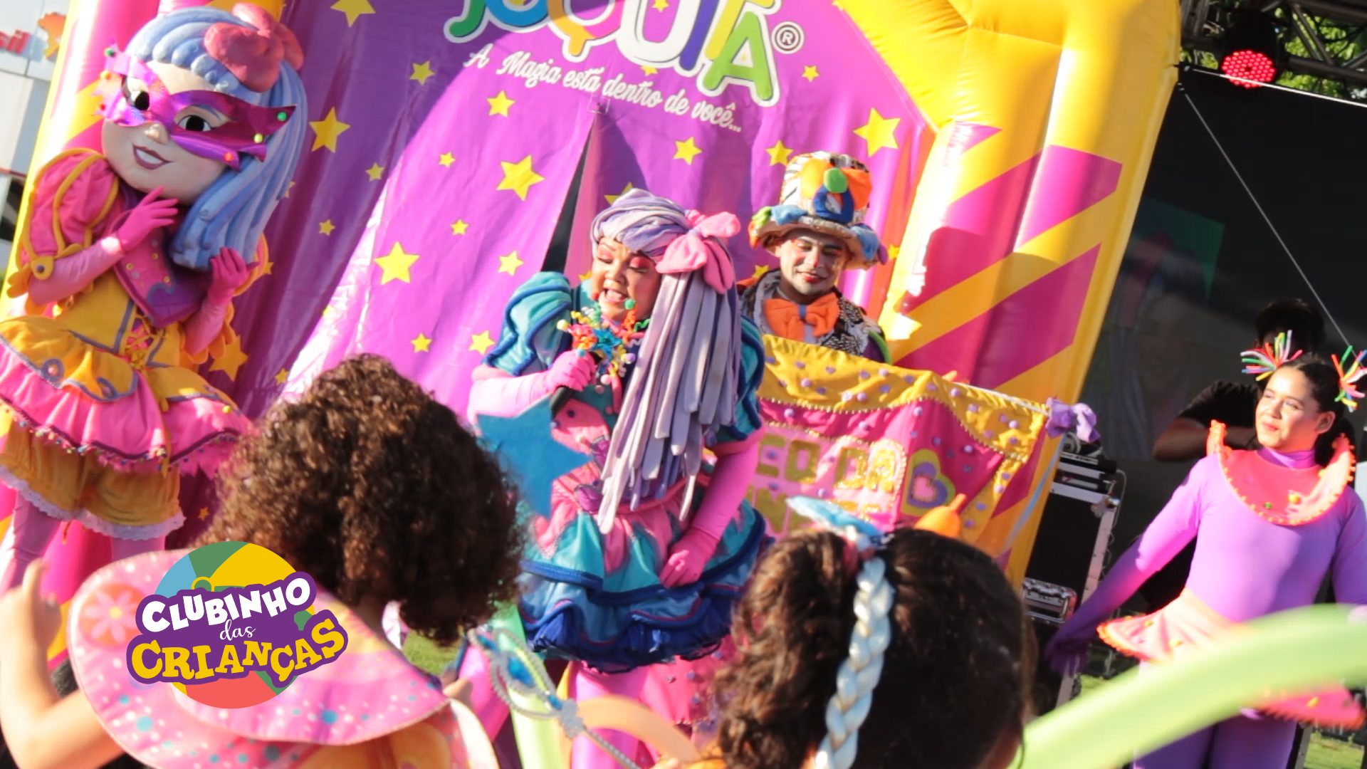 “Clubinho das Crianças”: Boneca Juquita anima Carnaval do Montes Claros Shopping !