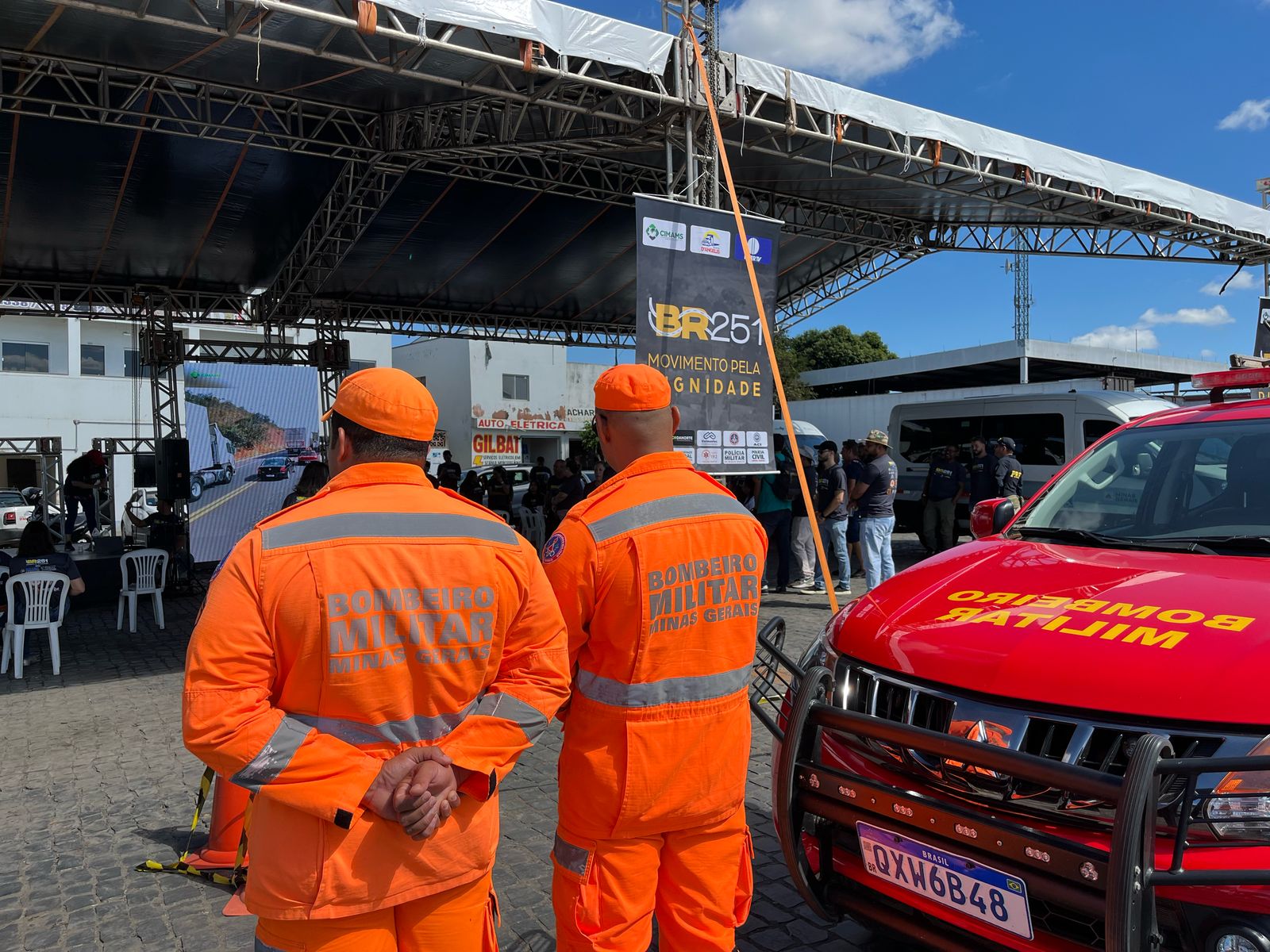 Bombeiros fazem “ponto base” em “Movimento pela Dignidade” na BR-251
